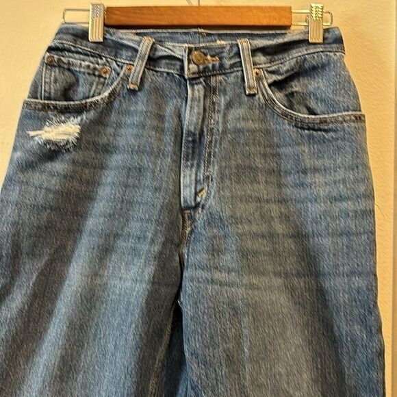 Levi’s 80’s Mom Jean W30 L30 Distressed High Rise Cotton Jeans - Picture 2 of 15